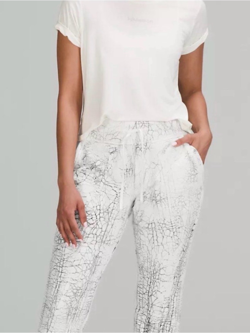 Women's White Marble Print Jogger Pants